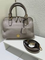 MCM Vintage Handtasche Bowling bag Crossbody Leder Grau Gold