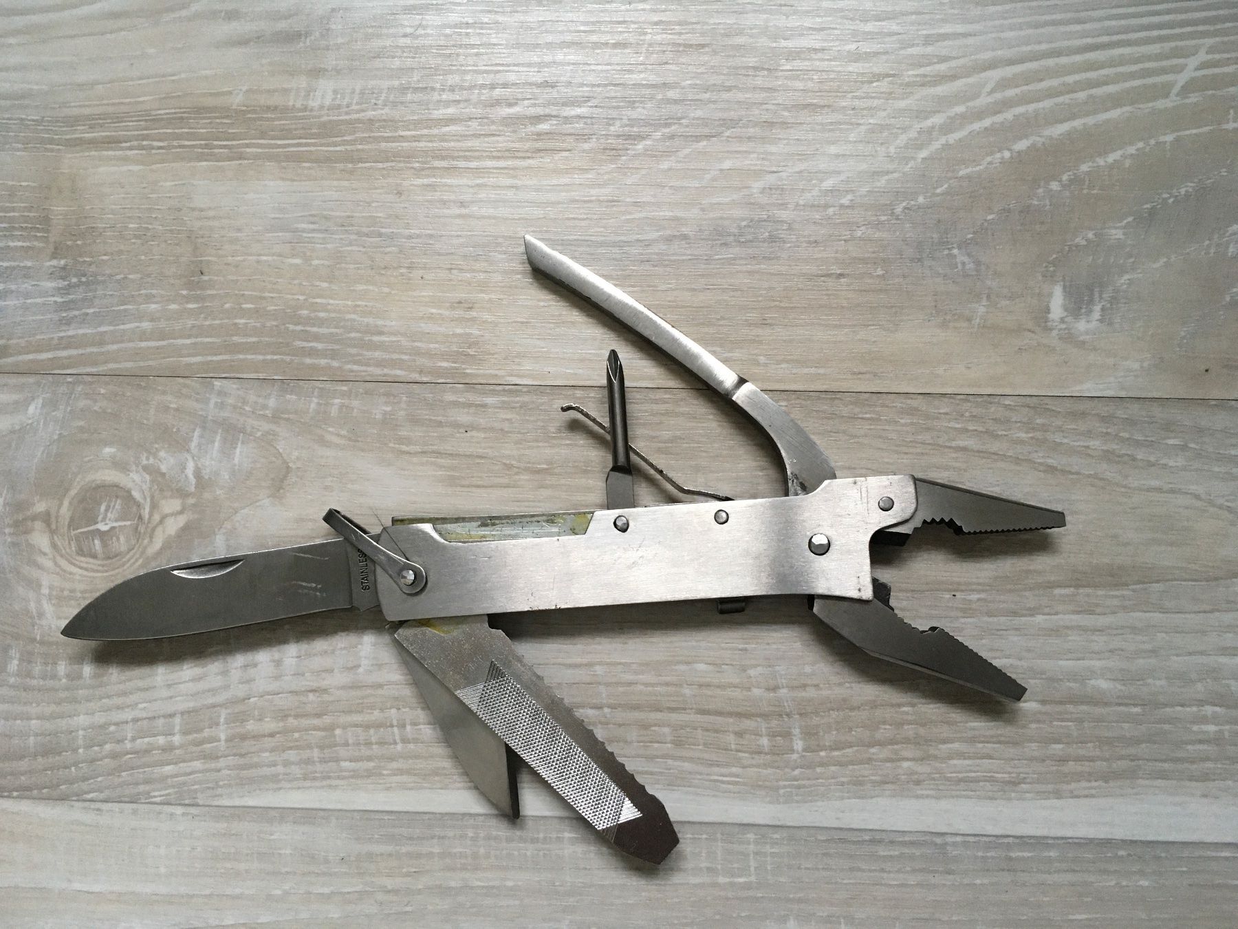 Tutti gli attrezzi: Multifunktionswerkzeug,Top Zustand,Inkl. Tasche – Usato da Freienwil venduto da Hubi030 3