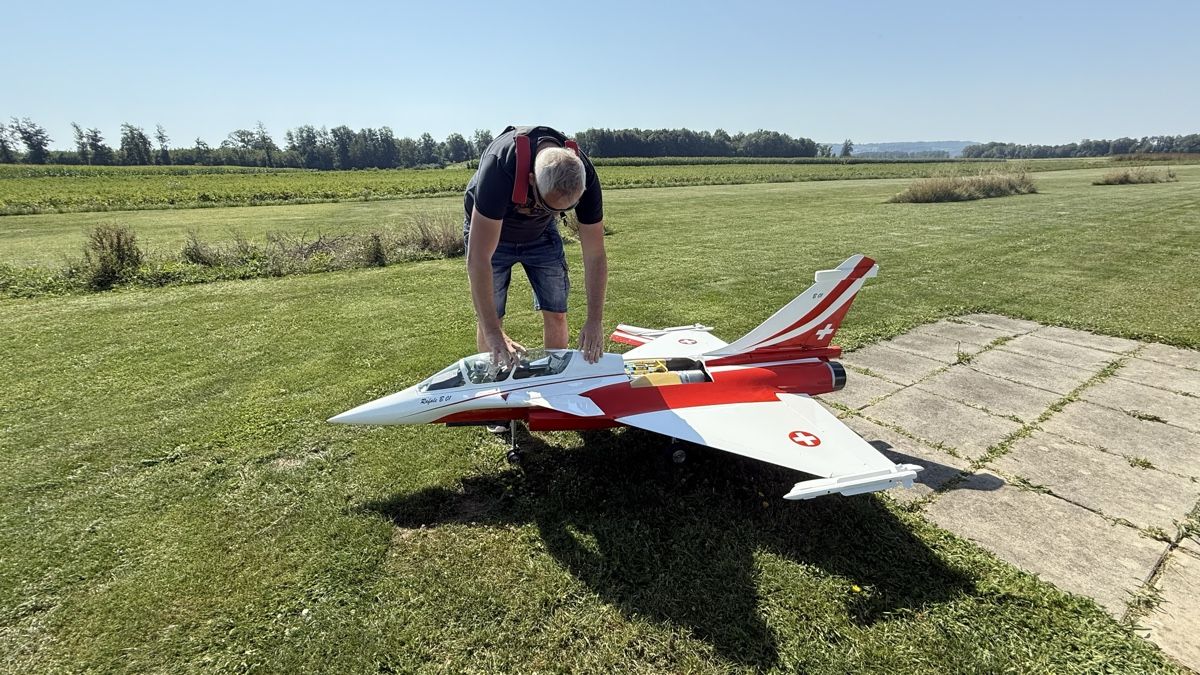 Modellismo RC: Rafale 1:7 Aviation Design flugfertig – Usato da Gümligen venduto da moscato74 2