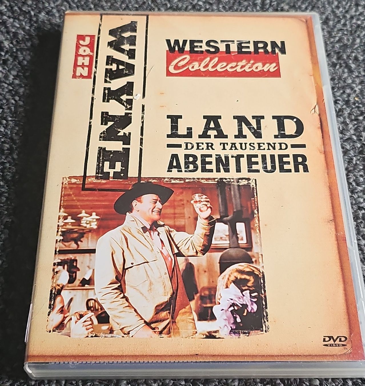 Tutti i DVDs: John Wayne - Land der Tausend Abenteuer(20670) – Usato da Ruswil venduto da jan_bxl5