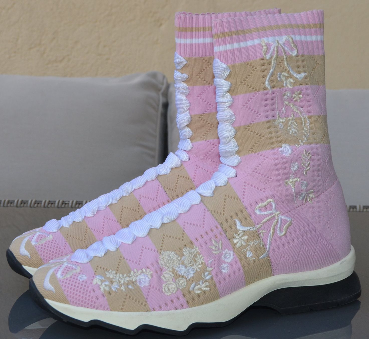 Fendi Scarpe da donna: Fendi Sneakers .38 – Usato da Collonges venduto da arashee 1