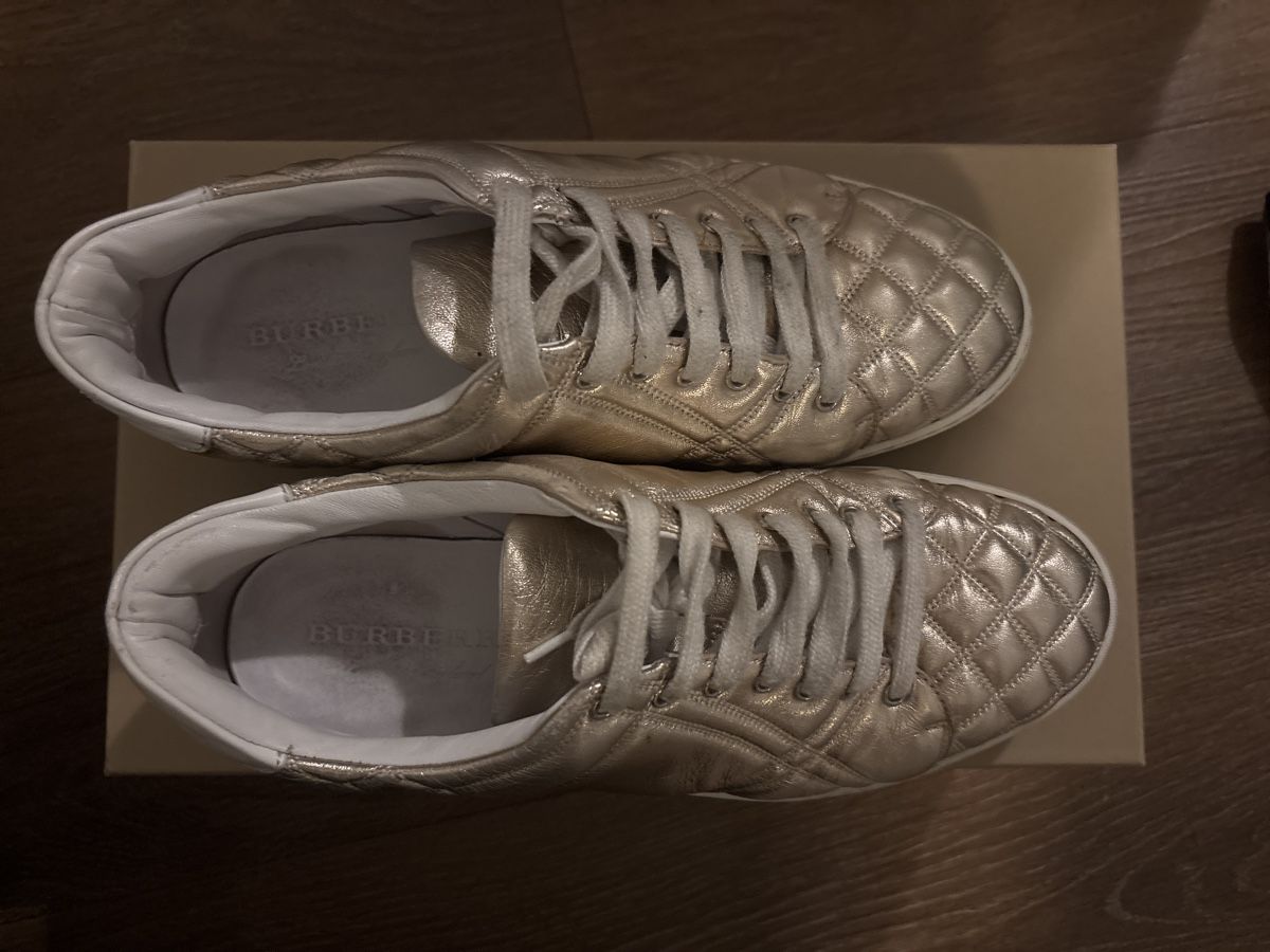 Burberry Damenschuhe: Burberry Sneaker roségold Gr. 39 – Gebraucht aus Zürich von J.aeb 1