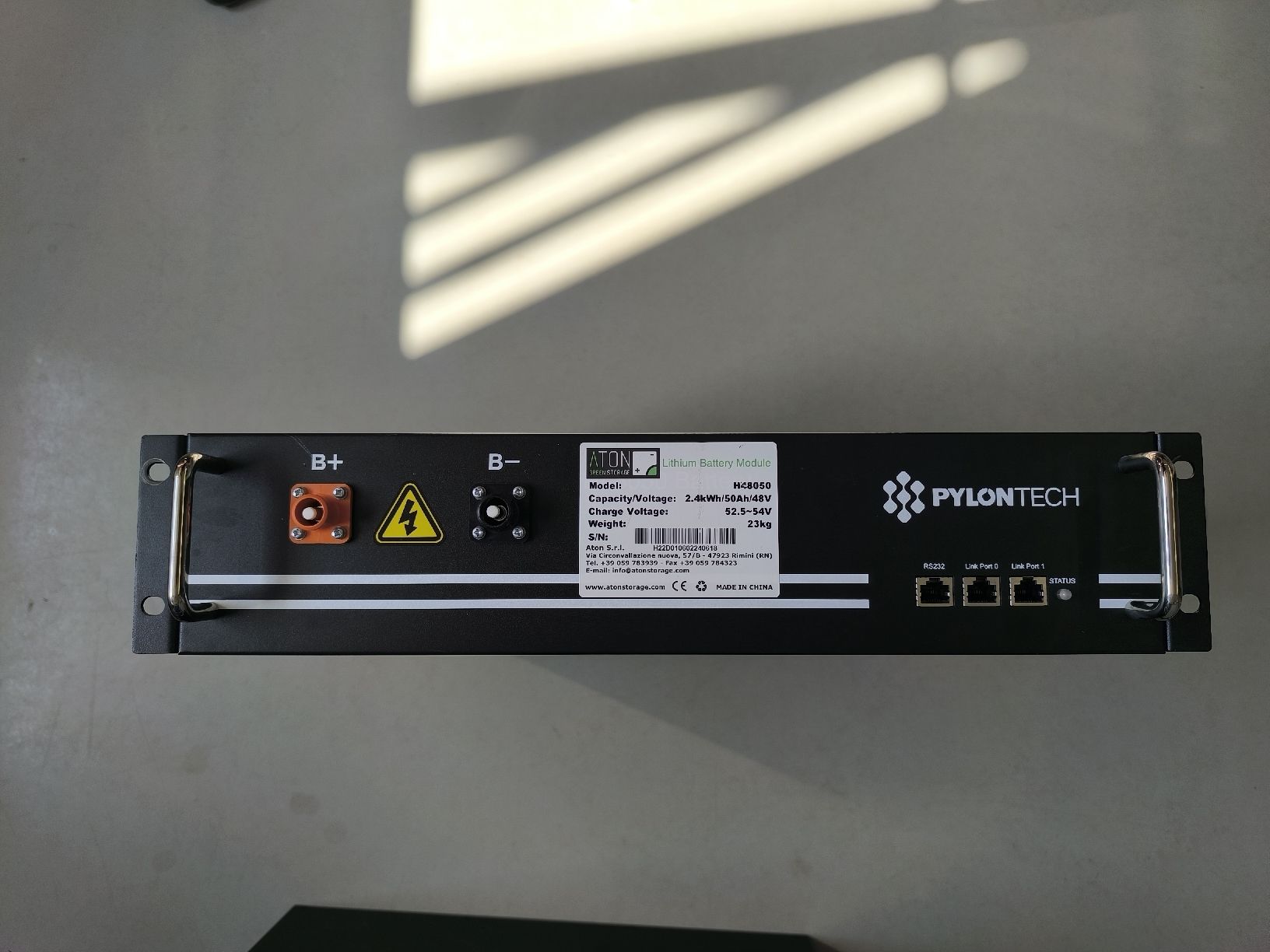 Pylontech Panneaux solaires: Batteria 2.4kWh Pylontech H48050 – D'occasion à Pura par tim_nd95