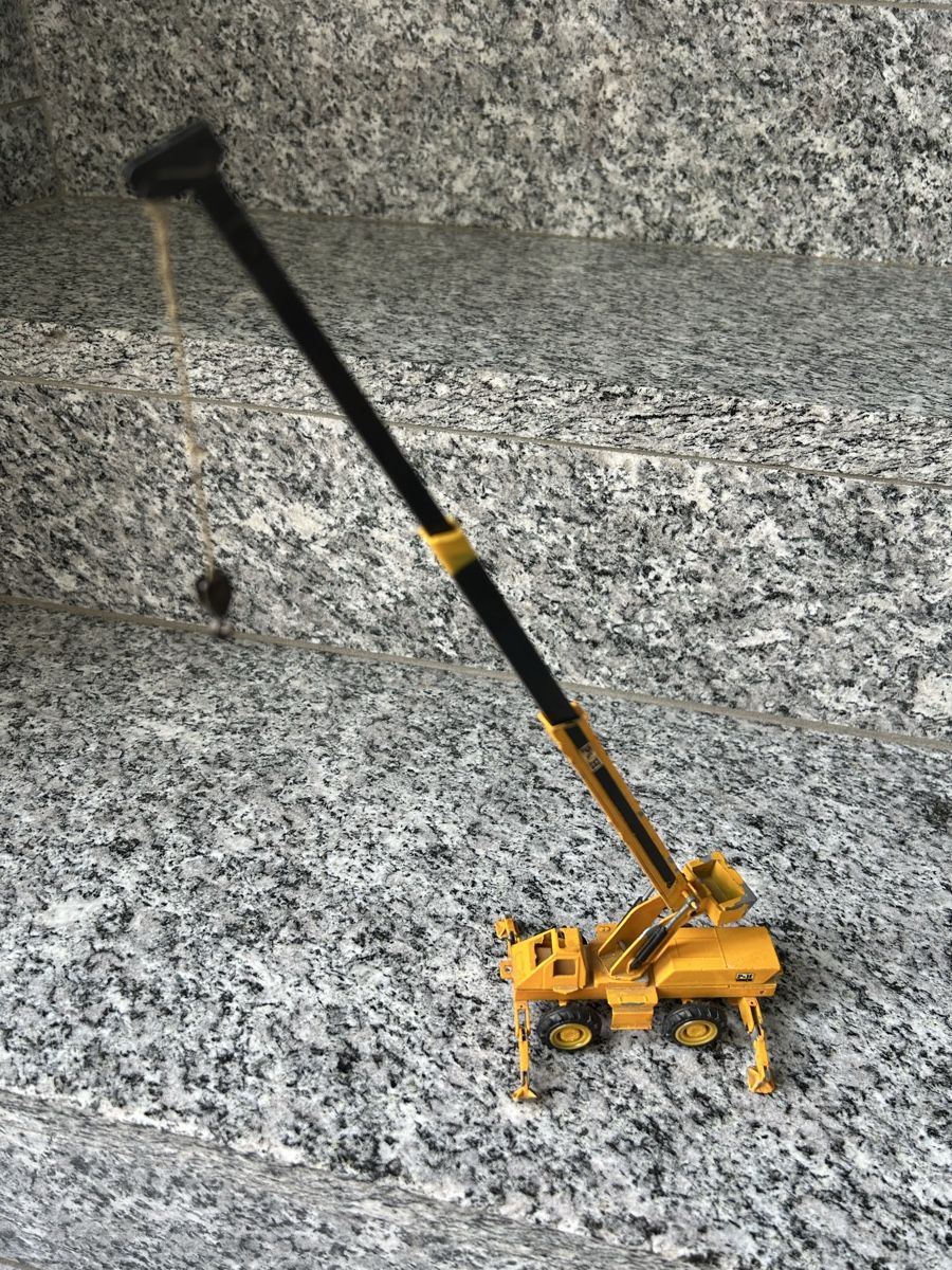 Modellbausätze & Standmodelle: P&H Kran , 1:50 , Gescha – Gebraucht aus Horw von Tigercat635