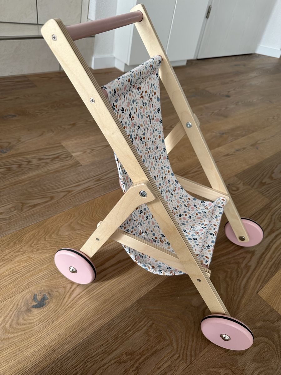 Puppenbuggy von Little Dutch (Gebraucht) in Langnau i. E. fr CHF 10  nur  Abholung auf Ricardo kaufen