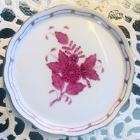 6 porcelaines hongroises handpainted_ HEREND-Hollohaza etc