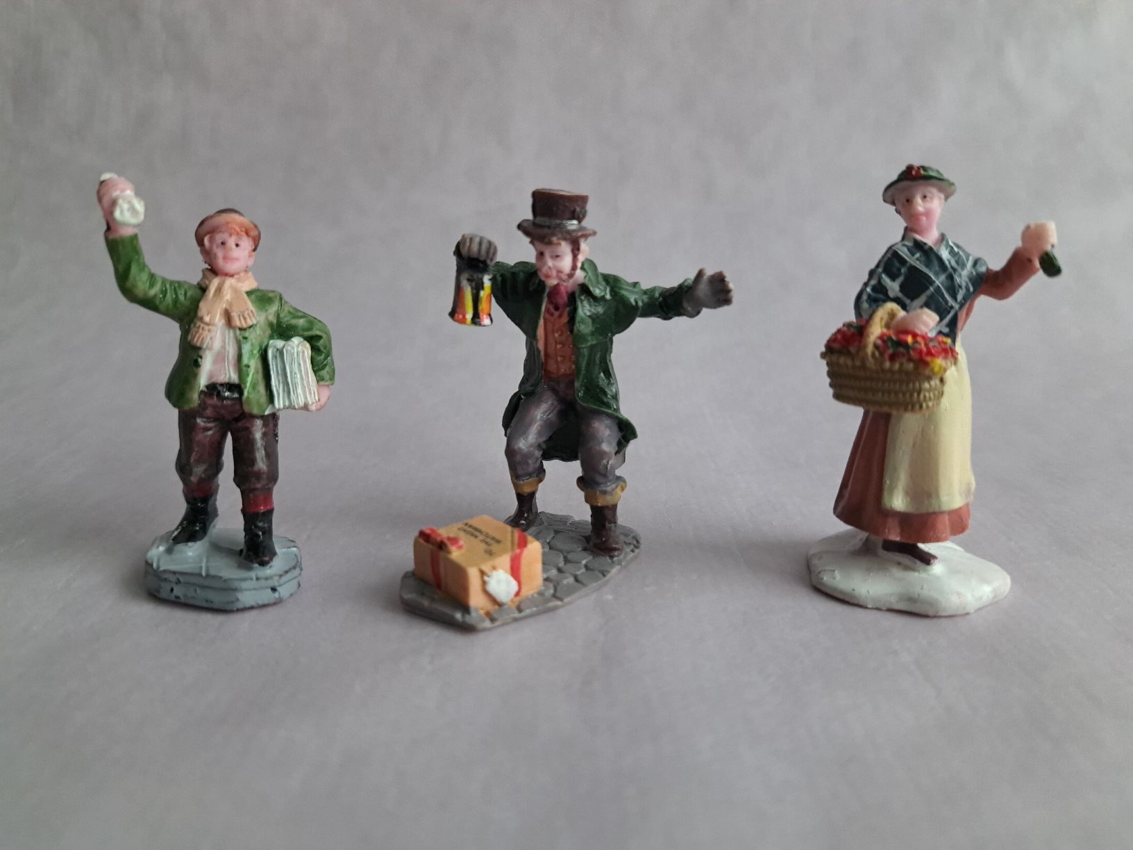 Lemax Figurines: 12  Lemax Figuren – D'occasion à Zumikon par Berni6993