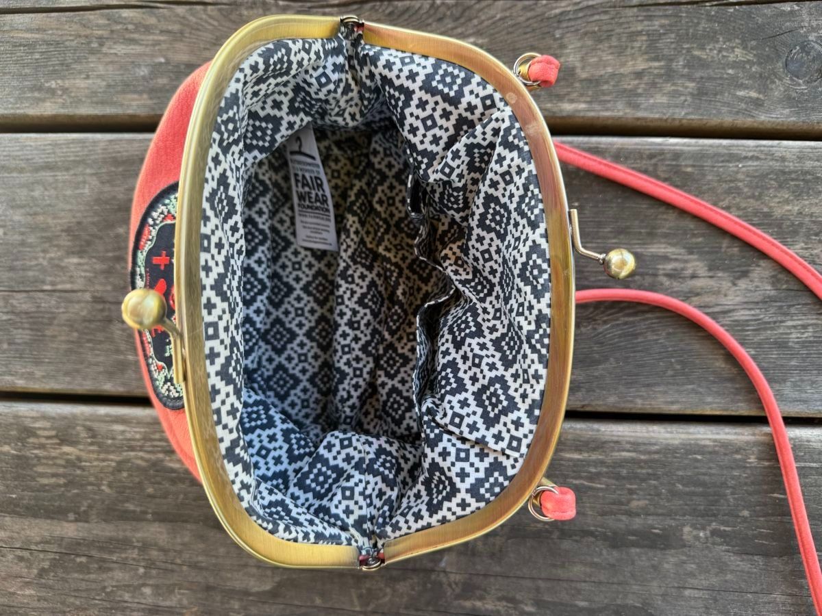 Blutsgeschwister Borse da donna: Blutsgeschwister Tasche – Nuovo (secondo la descrizione) da huttwil venduto da Fasnacht5 2