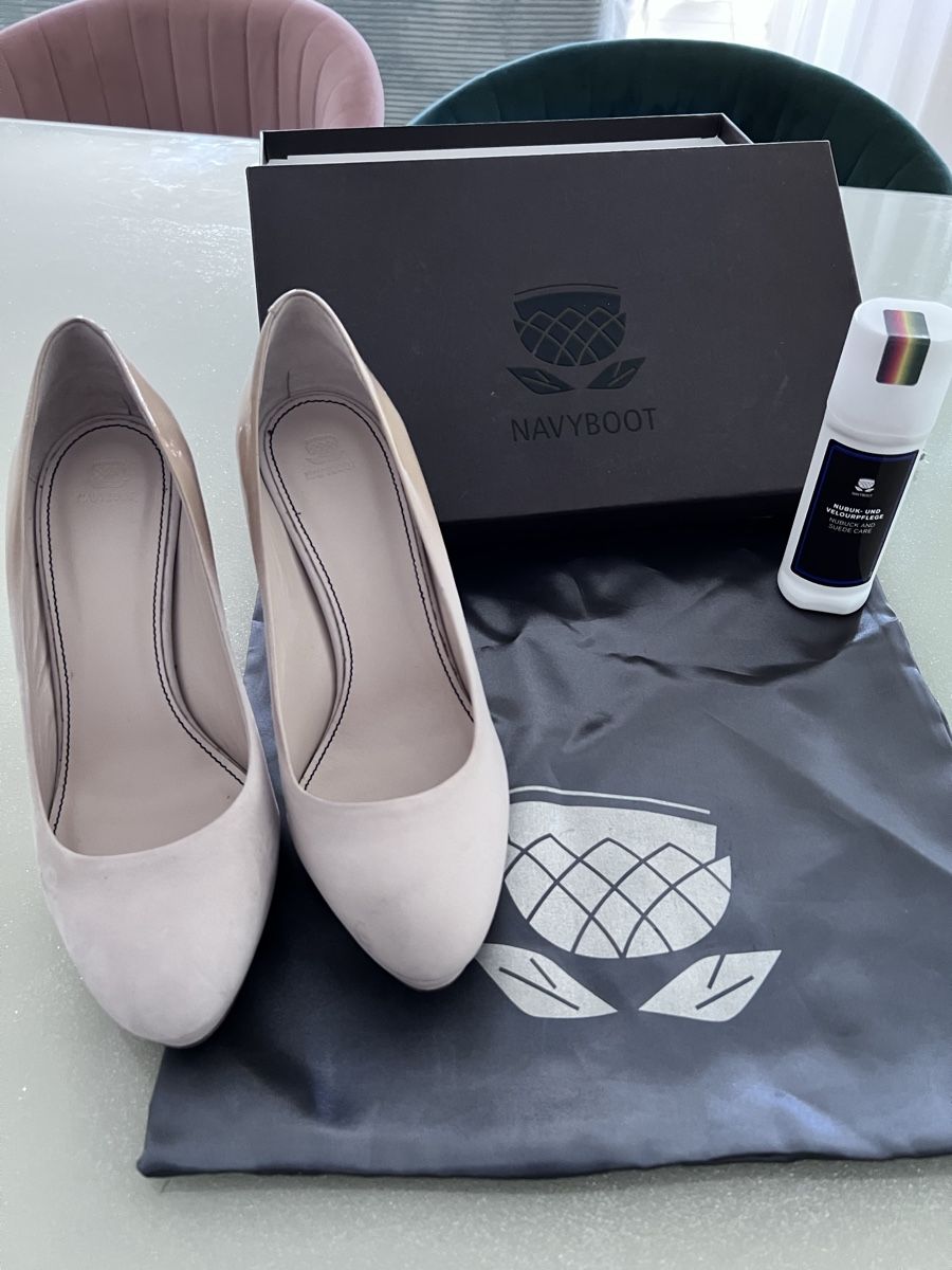 Navyboot Scarpe da donna: Navyboot Pumps Beige Gr. 36 - Eleganter Klassiker! – Nuovo (secondo la descrizione) da Port venduto da Selvaggi_Acquisti 2