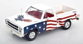 Dodge D150 Aventurer Pick Up Stars & Strips 1980 weiss /