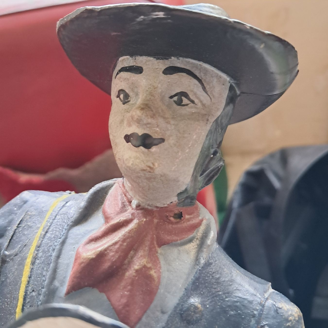 Statuette: Dekorative Schweizer Wanderer Figur mit integrierter Uhr – Usato da Dietikon venduto da una_y6wy 7