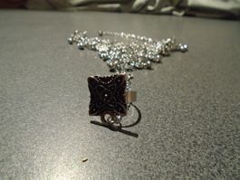 Ring mit Handschmuck, Ring Quadrat mit Blume