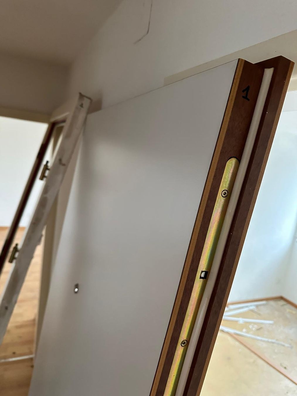 Porte: Sicherheitstür mit Rahmen – Usato da Spreitenbach venduto da Space_X 7
