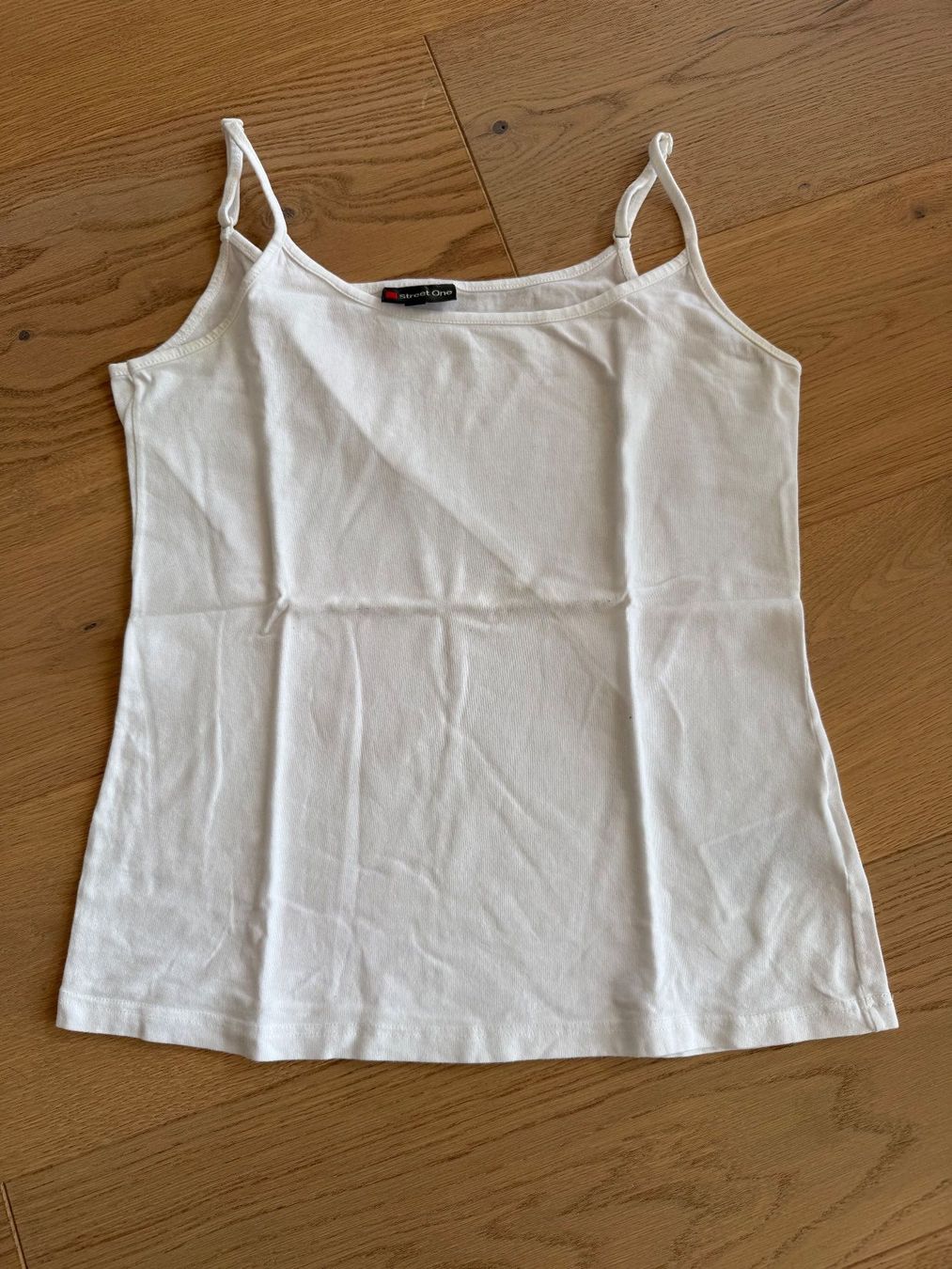 Tops: Basic Tops – D'occasion à Oberdorf SO par fani05 7