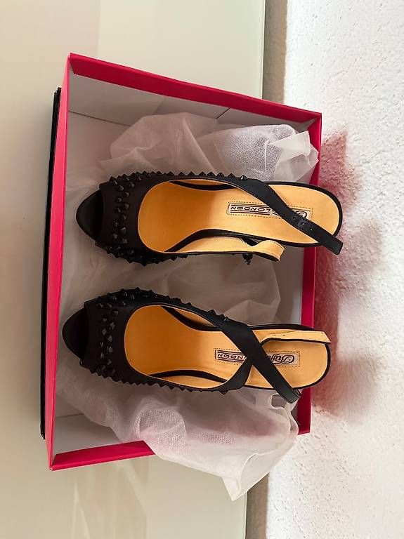 Scarpe da donna: Buffalo Leder High Heels Gr. 37 – Usato da Wahlen b. Laufen venduto da mic_vn7n 1