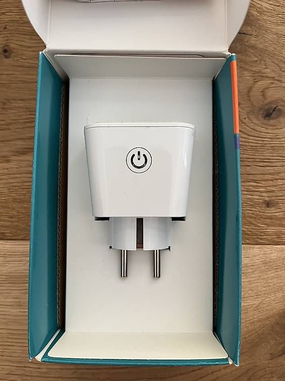 Spine: LEDVANCE Smart+ Indoor 16A 3680W EU – Usato da Zürich venduto da man_gm2w 1