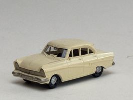 GB5- Brekina Ford Taunus 17 M creme