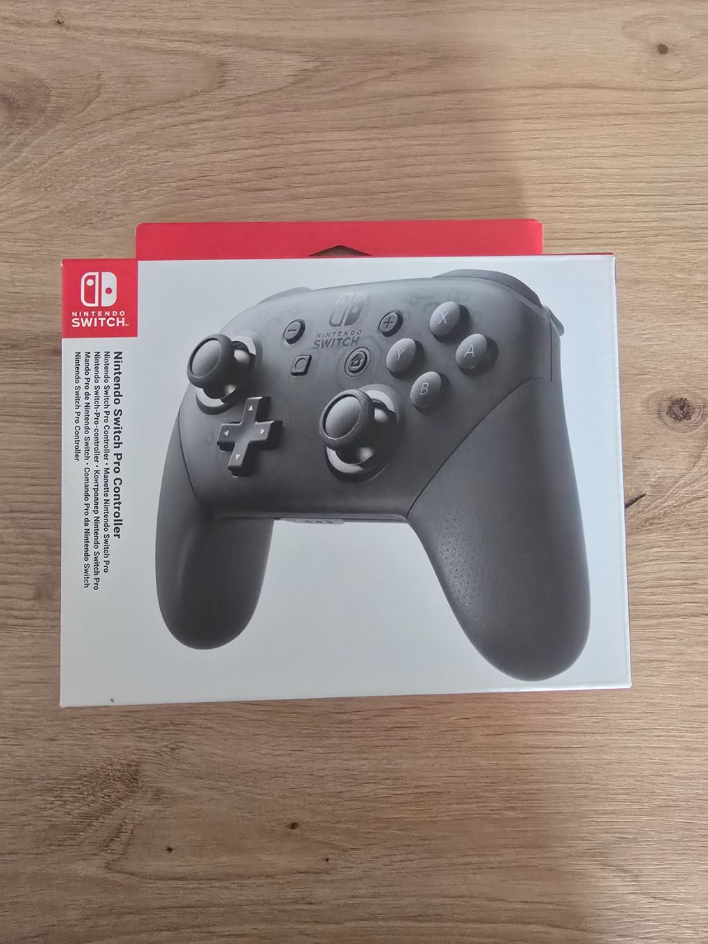 Nintendo Controller: Nintendo Switch Pro Controller guter Zustand mit OVP – Usato da Chur venduto da 1996hiphop