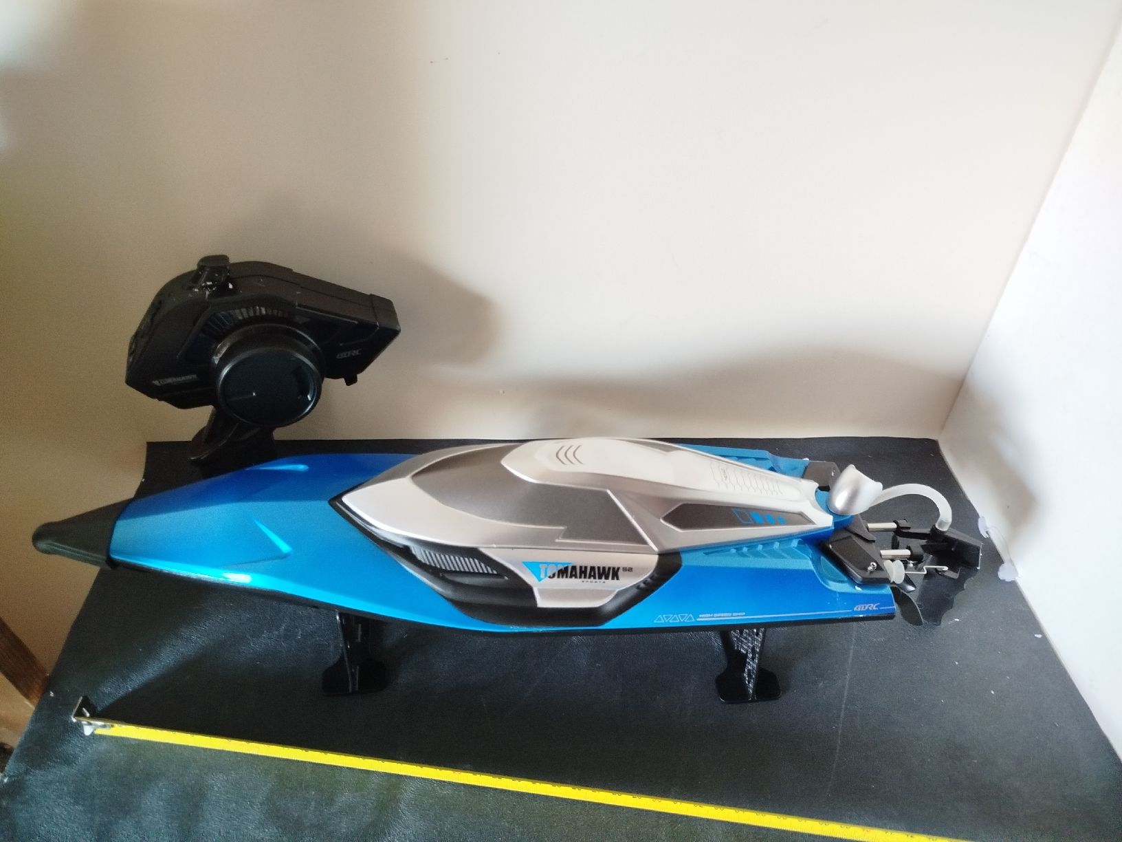 Modellismo RC: bateau télécommandé 70 km neuf  – Nuovo (secondo la descrizione) da Neuchâtel venduto da lyd_67kk 3