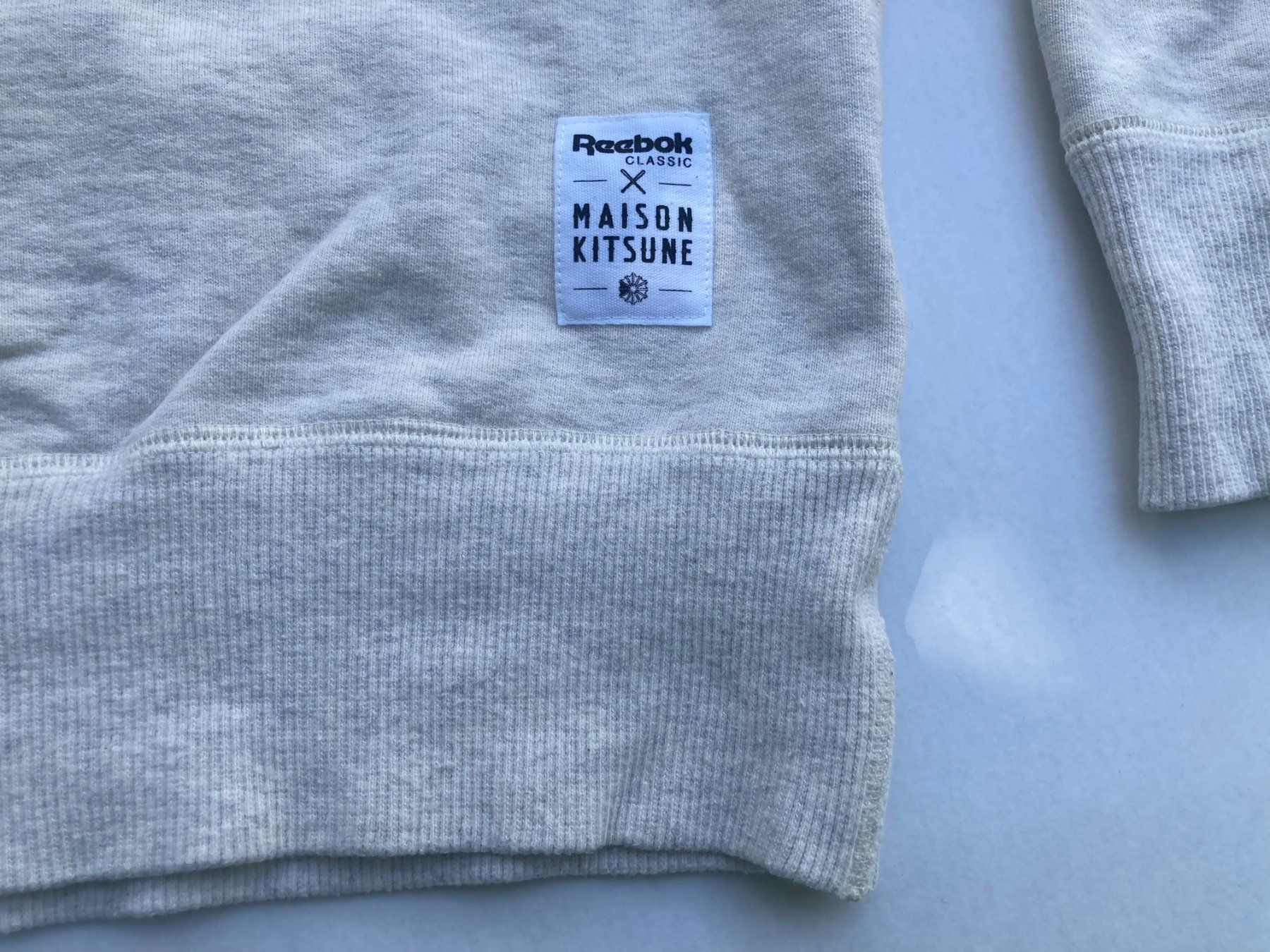 Reebok Maglioni & Felpe: Reebok X Maison Kitsune Pulli gr. Breit L – Usato da Zürich venduto da le_souk 2