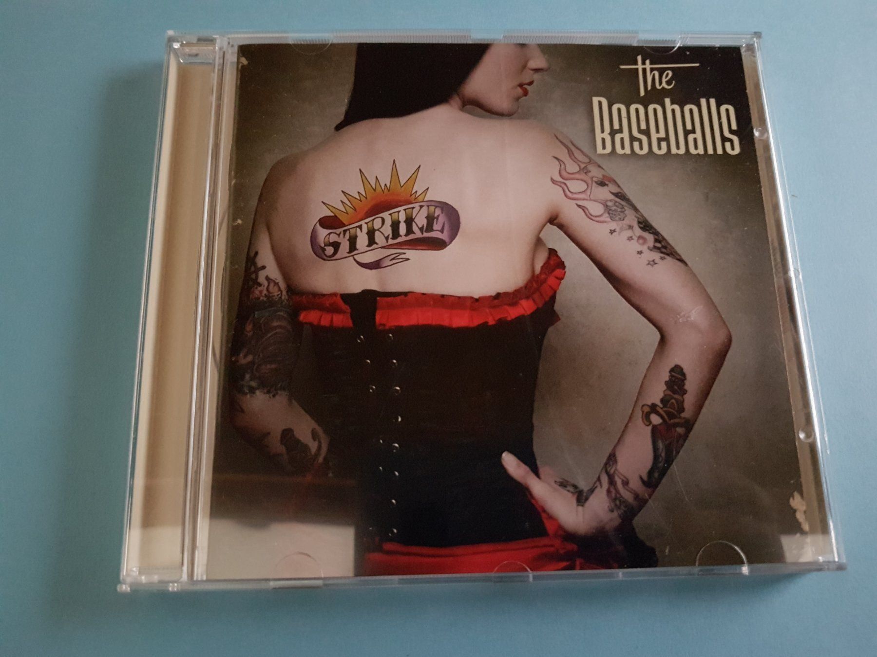 CD: CD - The Baseballs "Strike" – Usato da Dübendorf venduto da new_15