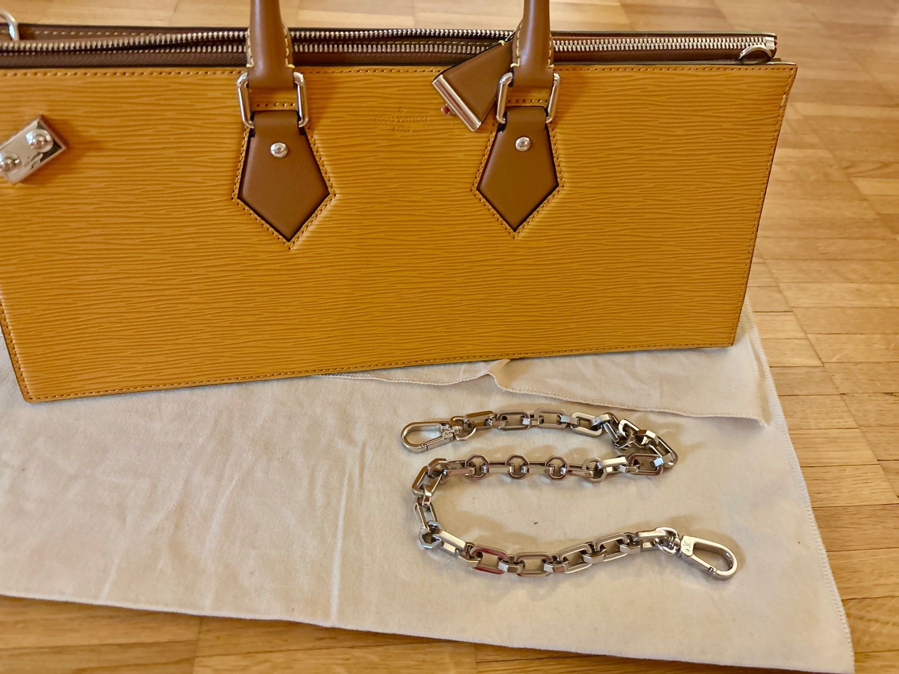 Louis Vuitton Borse da donna: LOUIS VUITTON - Limitierte Ledertasche – Nuovo e nell'imballaggio originale da Zurich venduto da MX1000 7