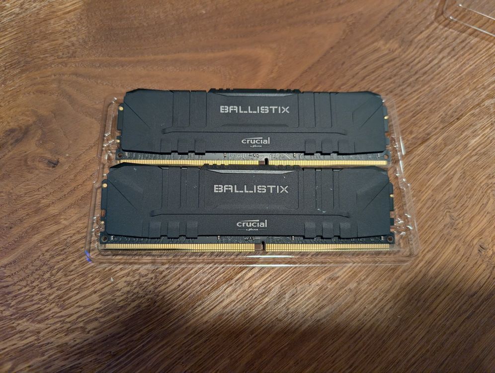 Speicherkit Crucial Ballistix 2x 16 GB DDR3 (Gebraucht) in Neftenbach für CHF 15 - mit Lieferung