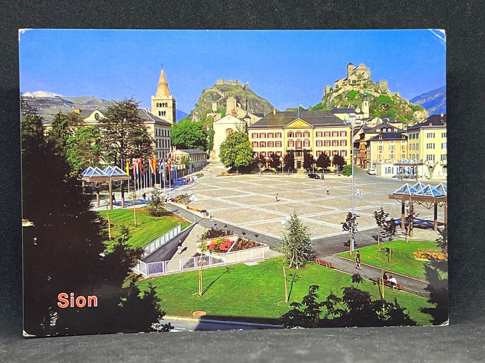 sion-la-place-de-la-planta-avec-tourbillon-et-val-re-gebraucht-in