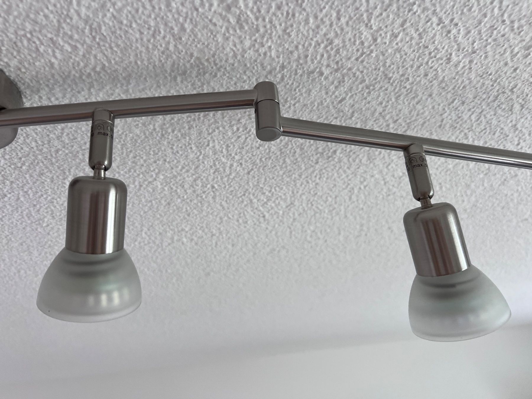 Kronleuchter & Deckenlampen: Deckenleuchte mit 6 verstellbaren Spots, silber – Gebraucht aus Dübendorf von Charlie03 2