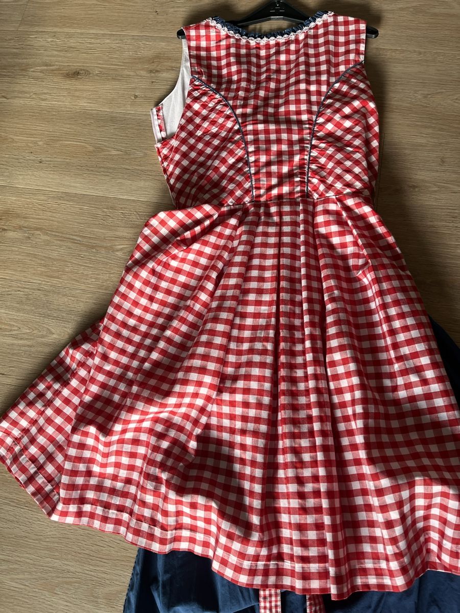 Vestiti: Dirndl von Alphorn Grösse 44 – Usato da Eschlikon TG venduto da Wildlifetom 3