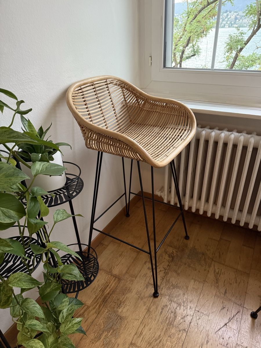 Maisons du monde Chaises: PITAYA Barstühle – D'occasion à Zollikon par lorenabuehler