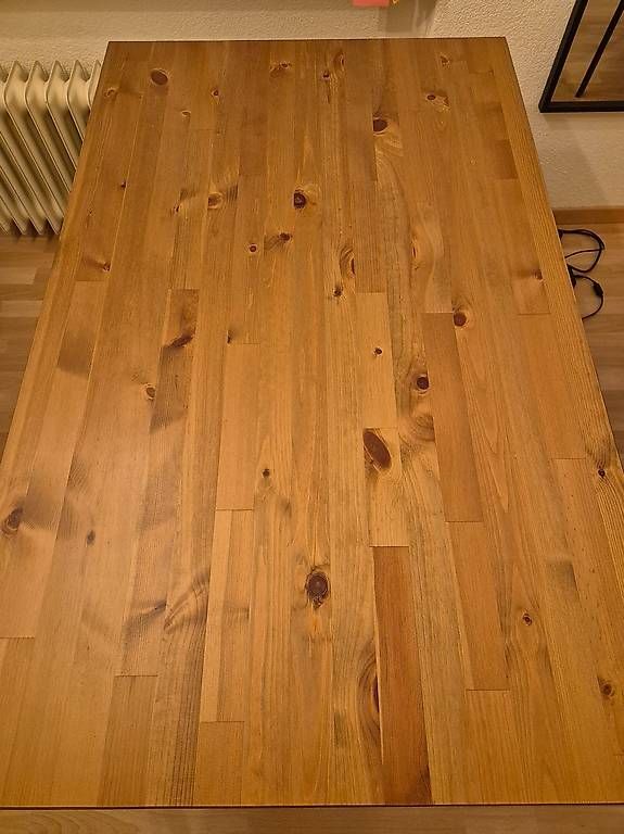 Set di tavolo e panche: Esstisch mit 4 Stühlen  Top Zustand – Usato da  venduto da  2