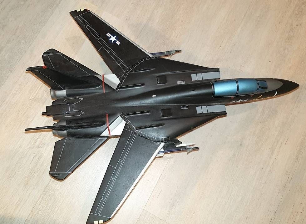 Kit di modellismo & Modellini statici: F14 Tomcat Holz Modell – Usato da Hedingen venduto da Seikai 1
