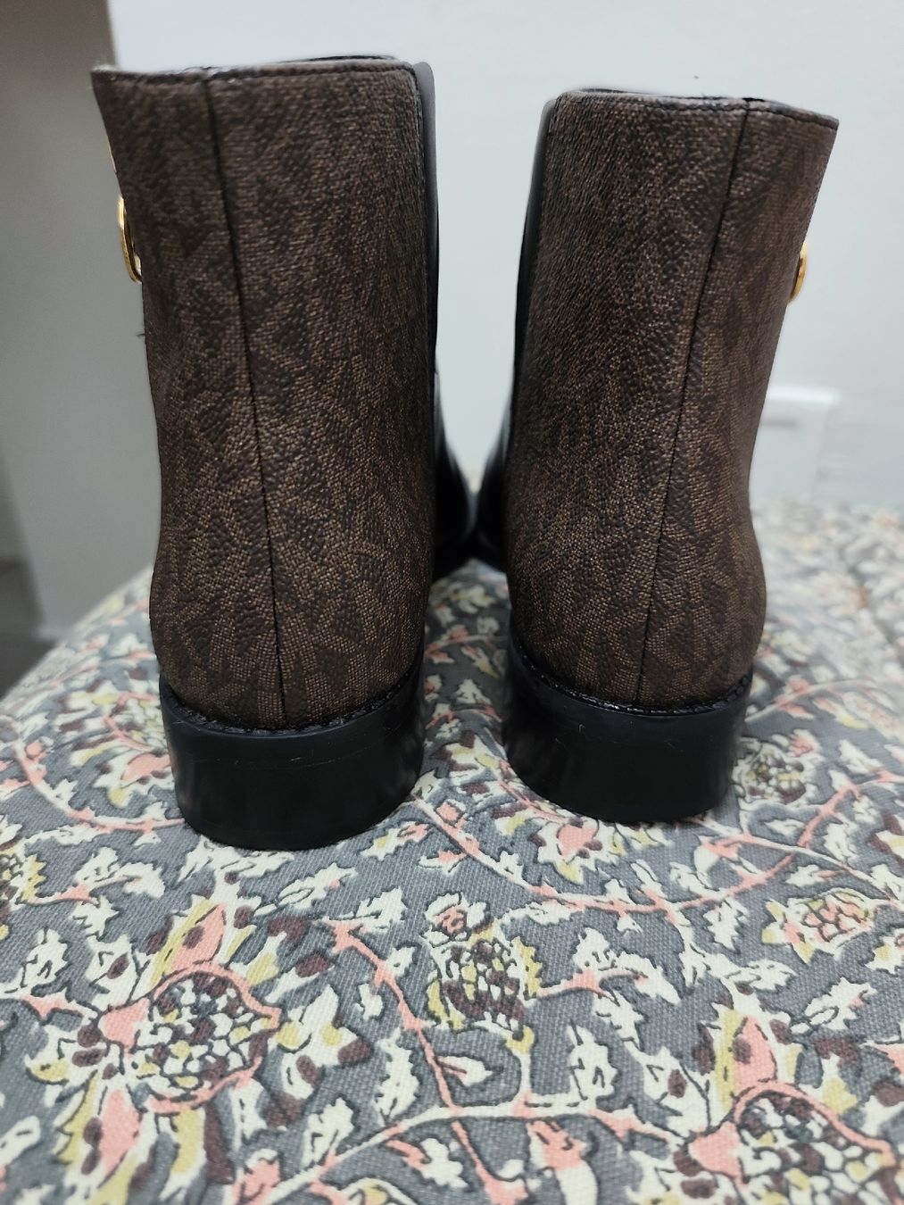 Michael Kors Scarpe da donna: Bottine Michael Kors – Usato da Monthey venduto da ema1987 1