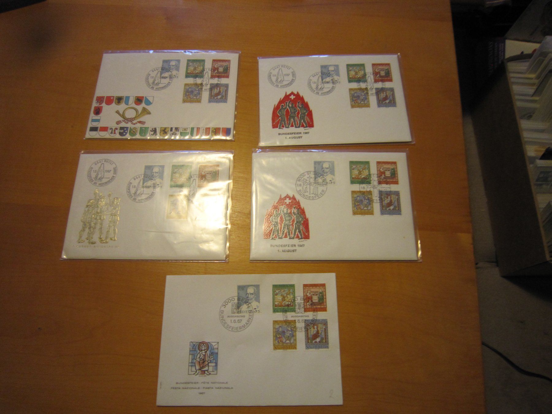 Tutti i francobolli: PP 1967 FDC und 4 x 1.er August – Usato da Gordola venduto da Polentaefung