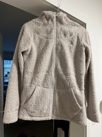 North face sweater
