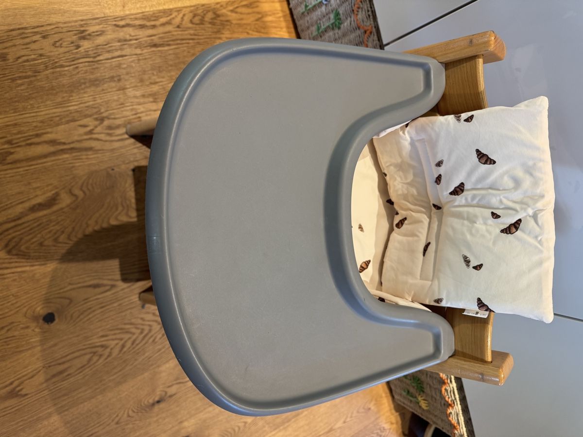 Stokke Seggioloni: Stokke Tripp Trapp Tablar - Versand möglich – Usato da Neuhaus SG venduto da chinderegge 1