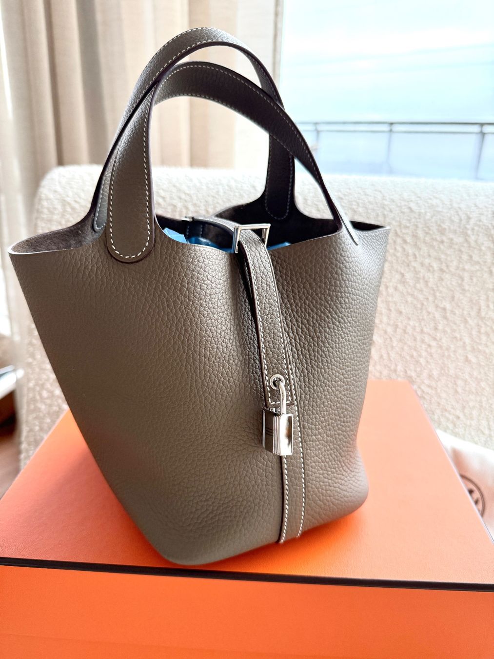 Hermès Borse da donna: Hermès picotin 18 etoupe – Usato da Schindellegi venduto da Kar_5zrb 1