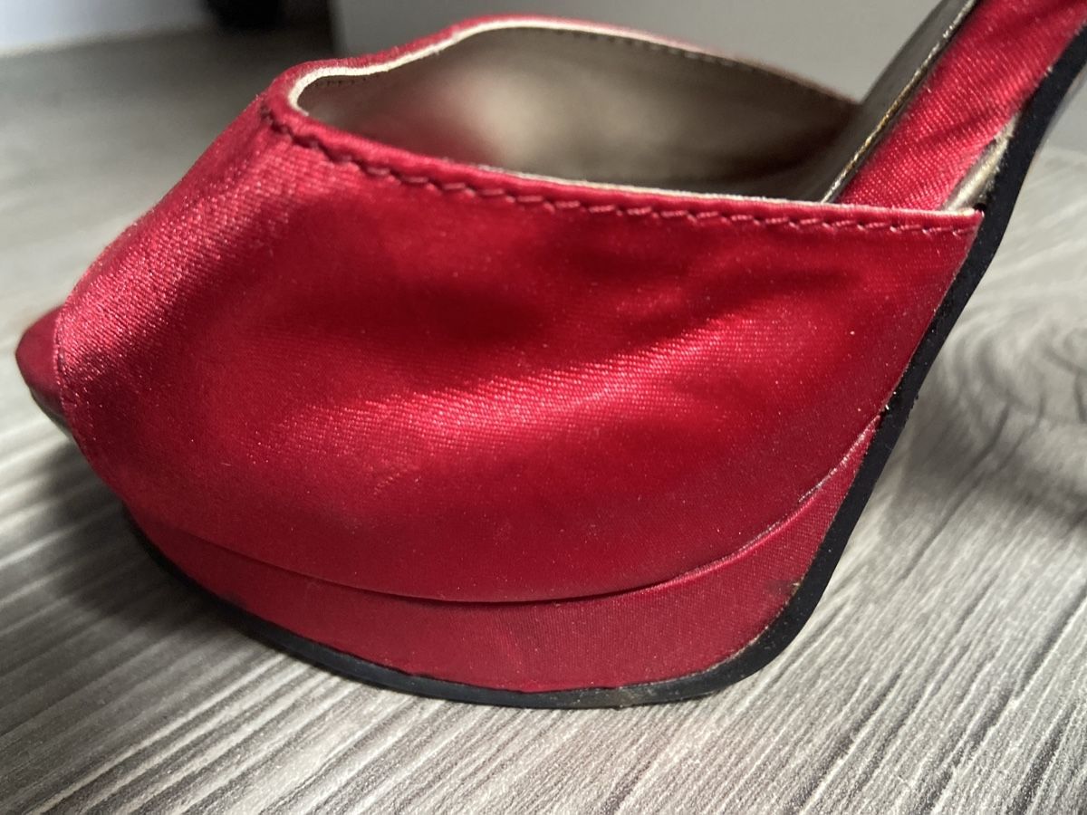 Scarpe da donna: Peeptoe Catwalk ,rot ,Grösse 37 – Usato da Sirnach venduto da SpeedyGT 4