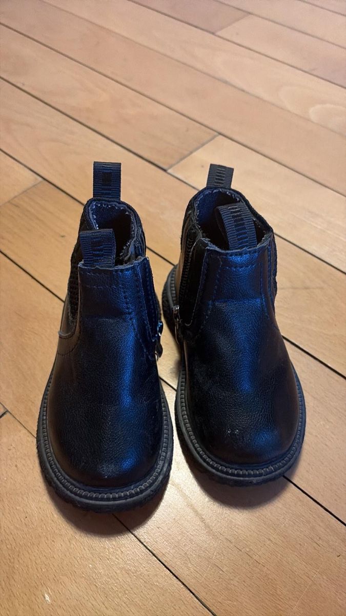 Schuhe für Jungen: Chelsea Boots Gr. 21, Kinder, Schwarz – Gebraucht aus Zürich von marmos91