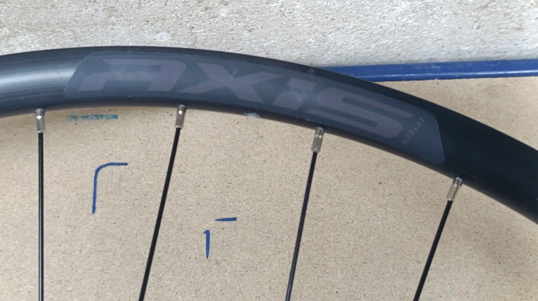 Pneumatici & Ruote complete: Laufrad vorne  (Specialized Axis) – Nuovo (secondo la descrizione) da Büetigen venduto da gauloiser 2