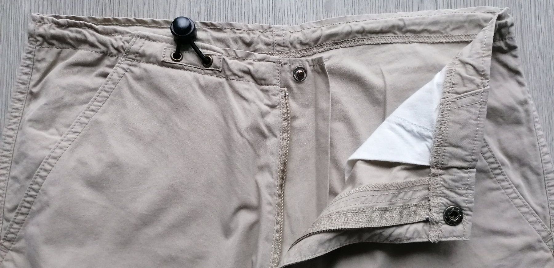 Pantaloni: Cargohose, Freizeithose, SWITCHER, Gr. XS, beige – Usato da Emmen venduto da Tigerlady 3