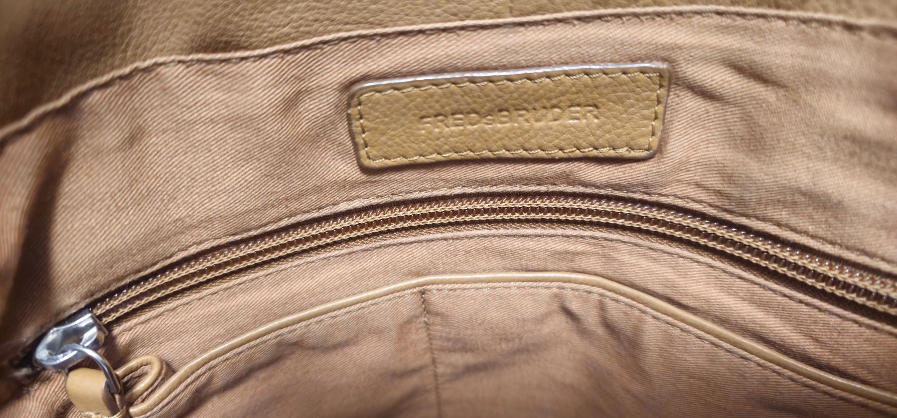 FredsBruder Sacs: FREDsBruder Umhänge-/Handtasche camel – Neuf (Voir description) à Luzern par TausendD 3
