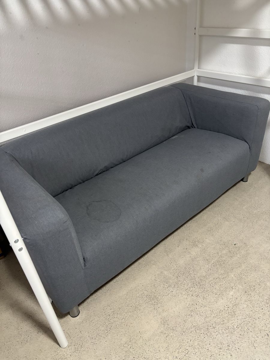 Ikea Divani: IKEA 2-er Sofa KLIPPAN – Usato da Zürich venduto da Petr_Kravnik 2