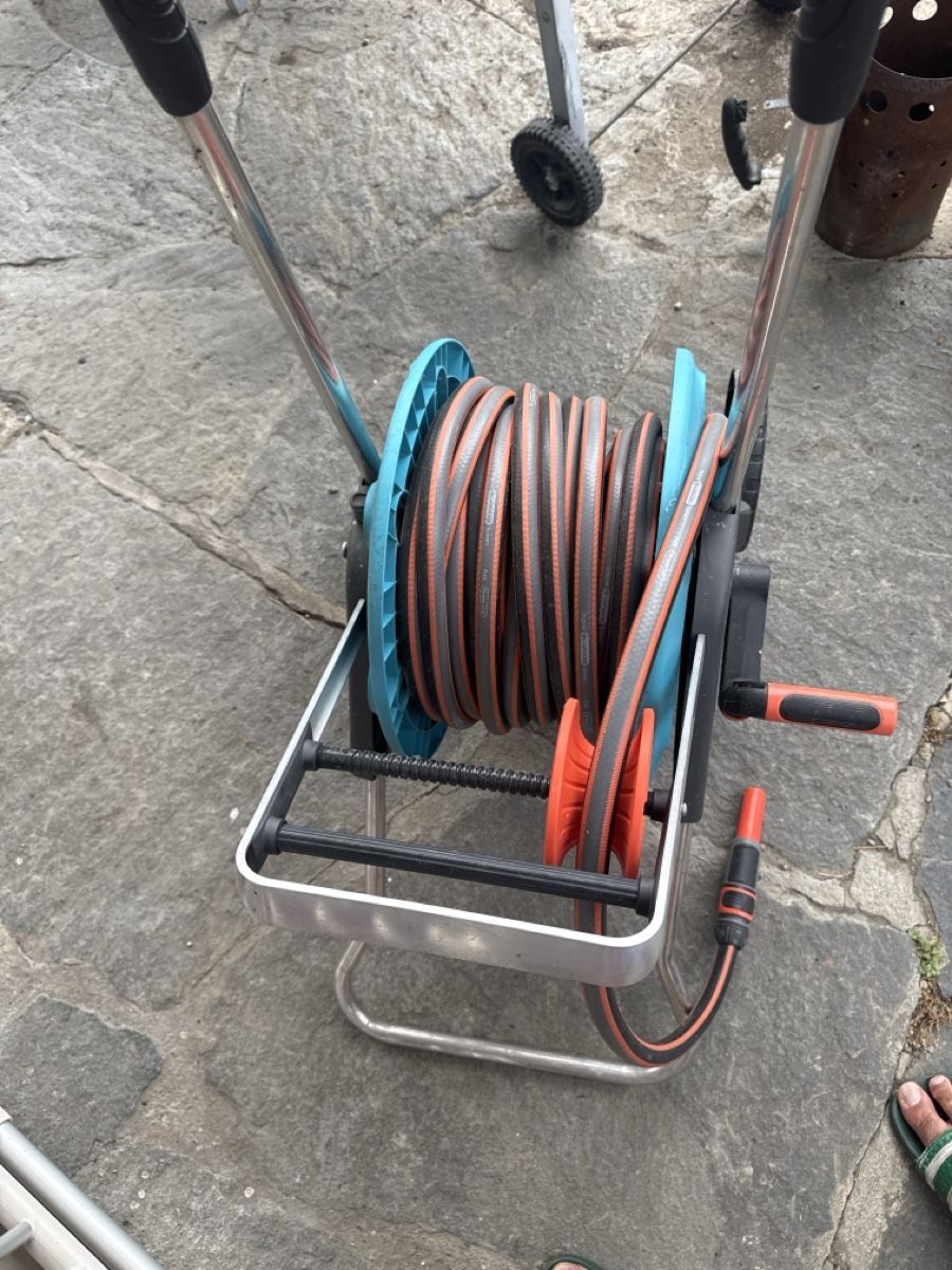 Tuyaux & tubes: Gartenschlauchwagen mit Schlauch – Neuf (Voir description) à Herisau par Brockinet 2