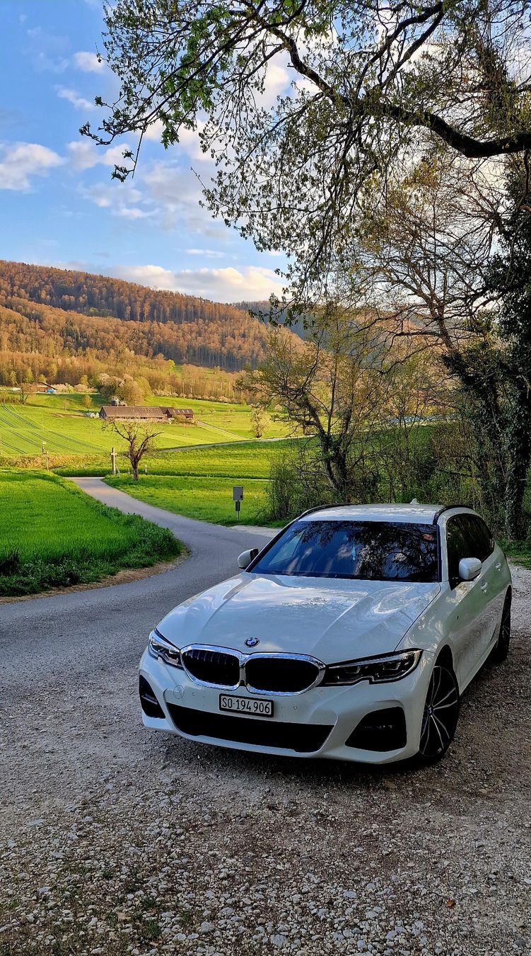 BMW Automobili: BMW G21 330D XDrive Kombi – Usato da Erlinsbach SO venduto da MOTOCORE.CH