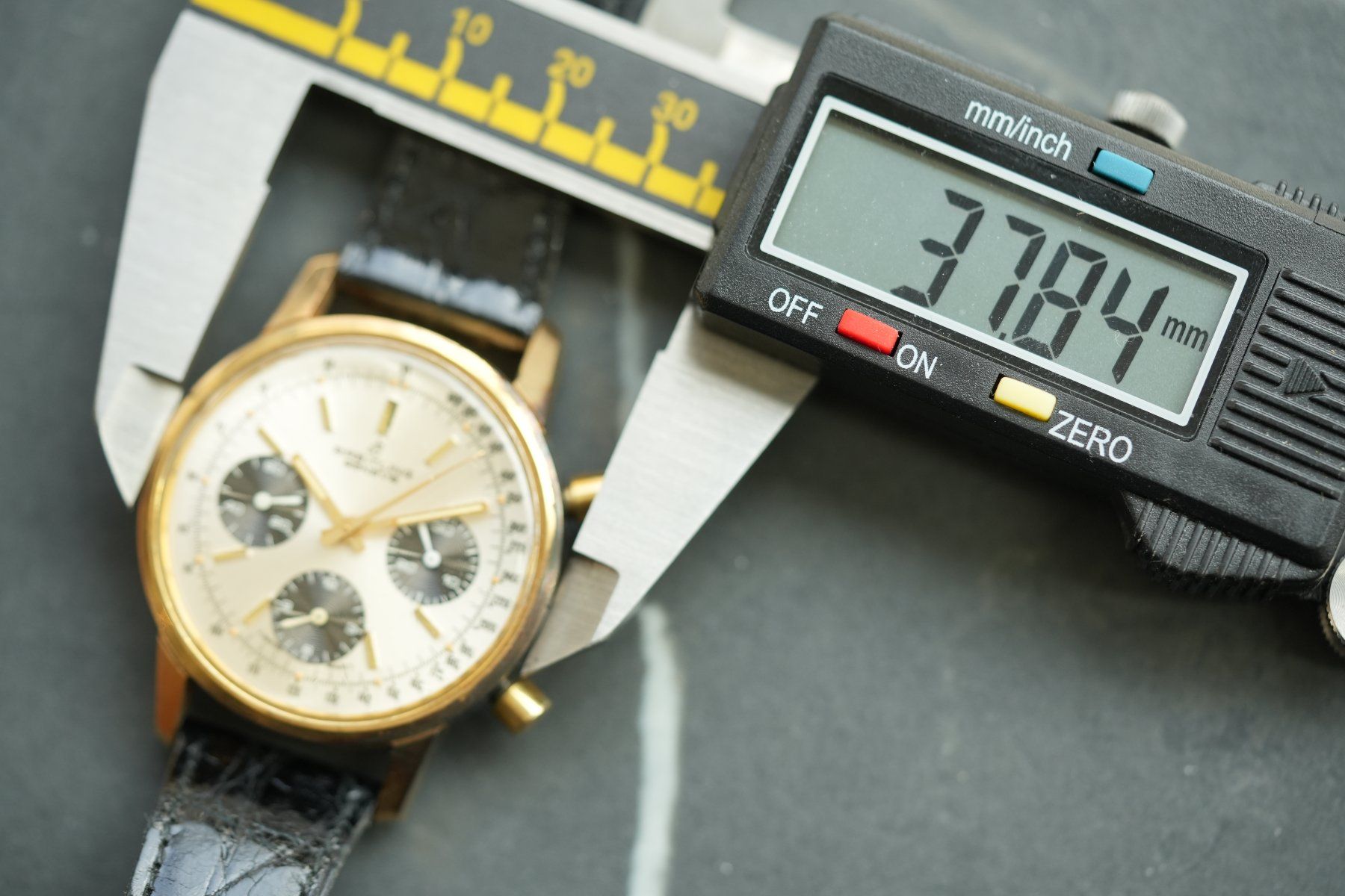 Breitling Uhren: Breitling Chronograph – Gebraucht aus Faoug von Bruce_Wayne23 6