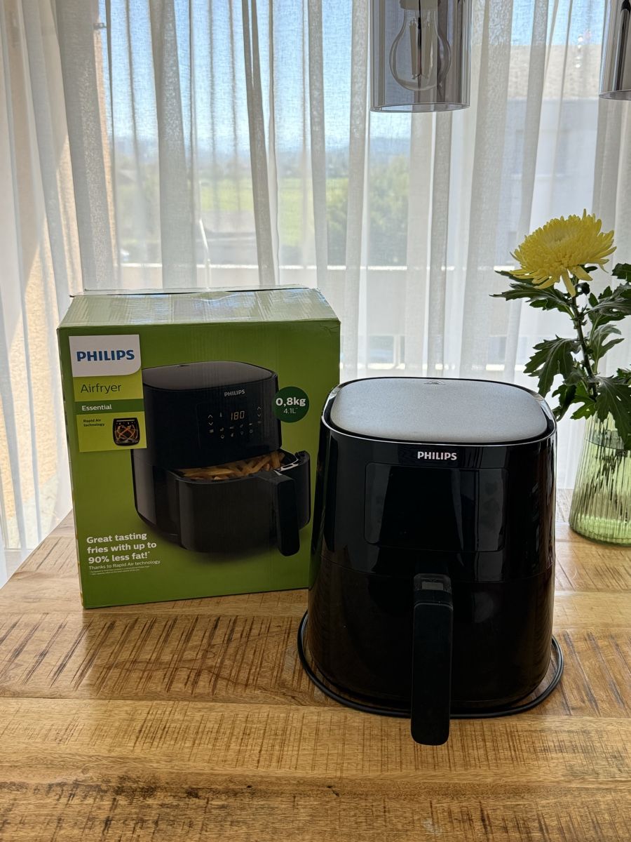 Philips Elettrodomestici da cucina: Philips Airfryer Essential – Usato da Alchenflüh venduto da hel_n6bm