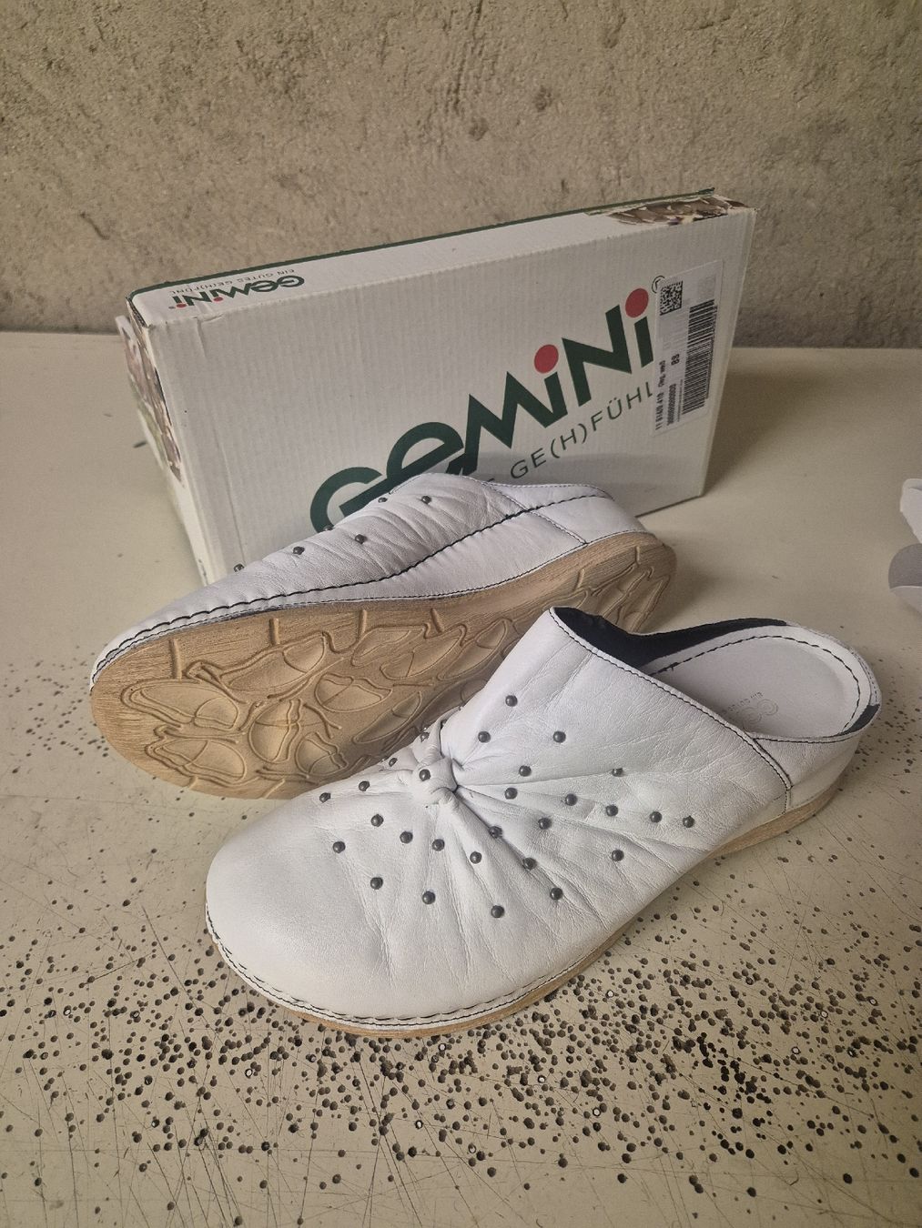 Scarpe da donna: Gemini Pantoletten Leder Damen – Nuovo e nell'imballaggio originale da Biel/Bienne venduto da CS013