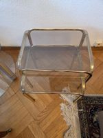 Deux tables en verre